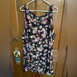 EUC Sleeveless tank top. Long body. Size 3X